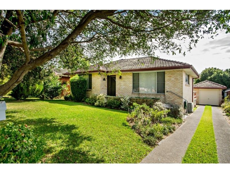 8 Hibiscus Close, Taree NSW 2430