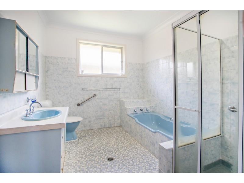 8 Hibiscus Close, Taree NSW 2430