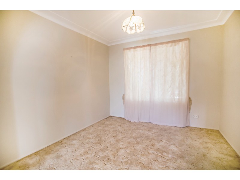 1 Sorrento Place, Taree NSW 2430