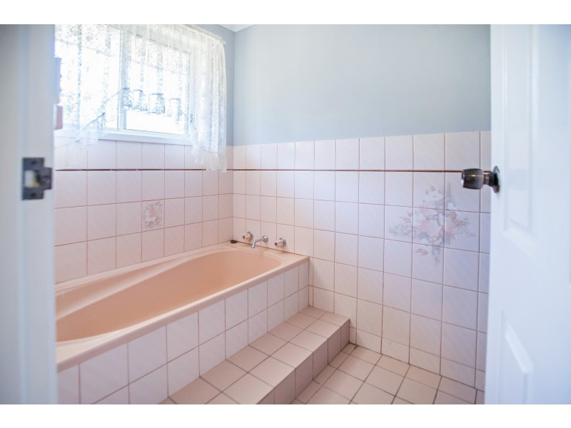 1 Sorrento Place, Taree NSW 2430