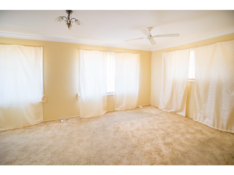 1 Sorrento Place, Taree NSW 2430