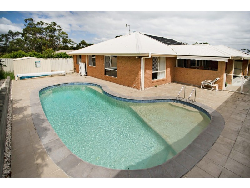 17 Riverlinks Court, Taree NSW 2430