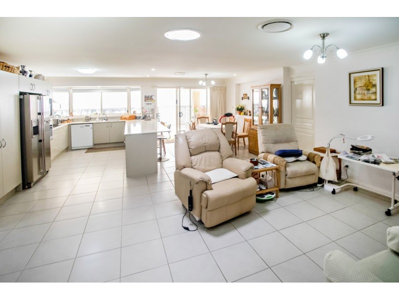 17 Riverlinks Court, Taree NSW 2430