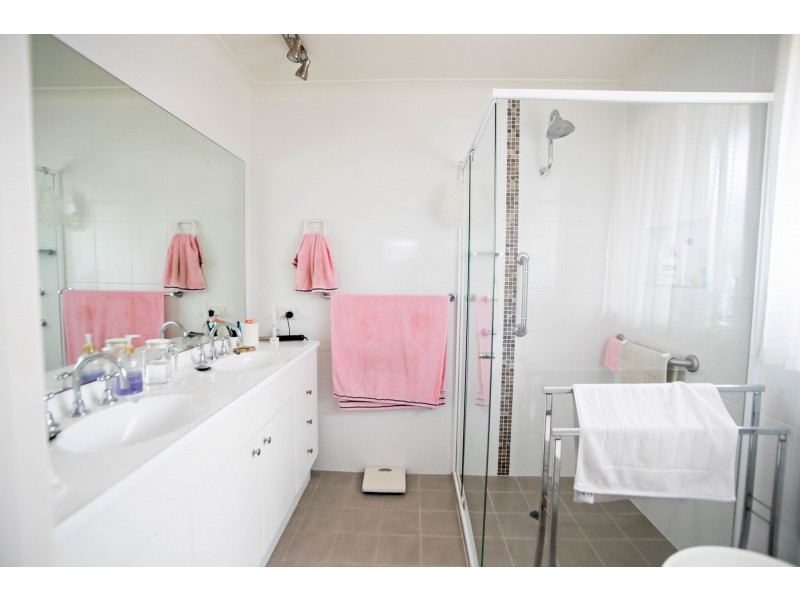 17 Riverlinks Court, Taree NSW 2430