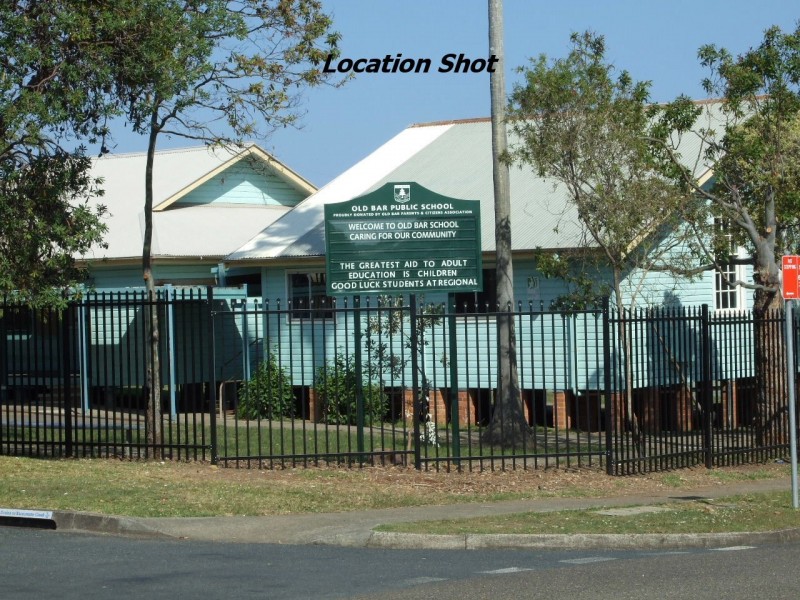 102-104 Old Bar Road, Old Bar NSW 2430