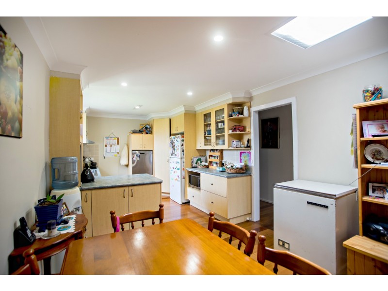 18 Tristania Crescent, Taree NSW 2430