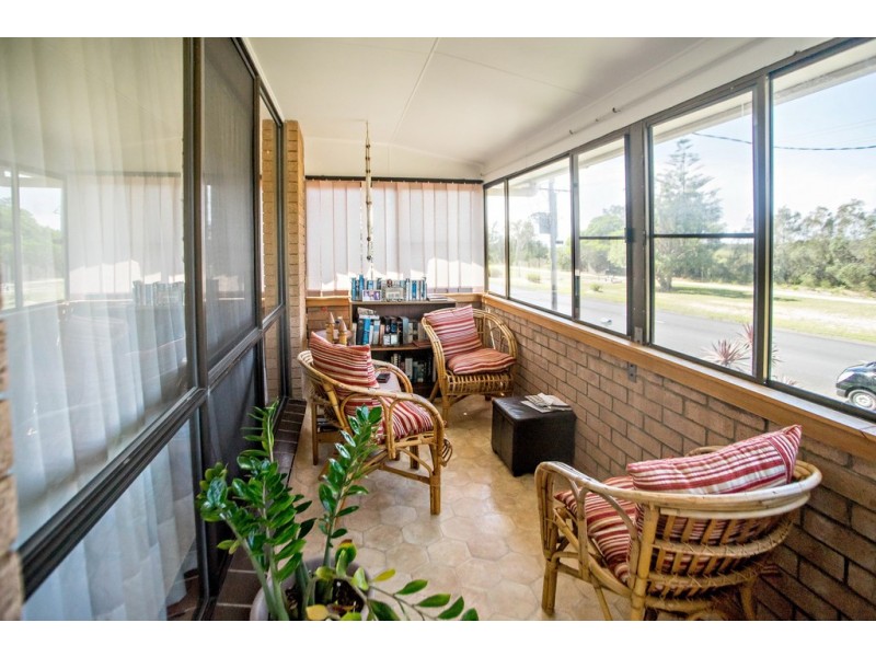 227 Beach Street, Harrington NSW 2427