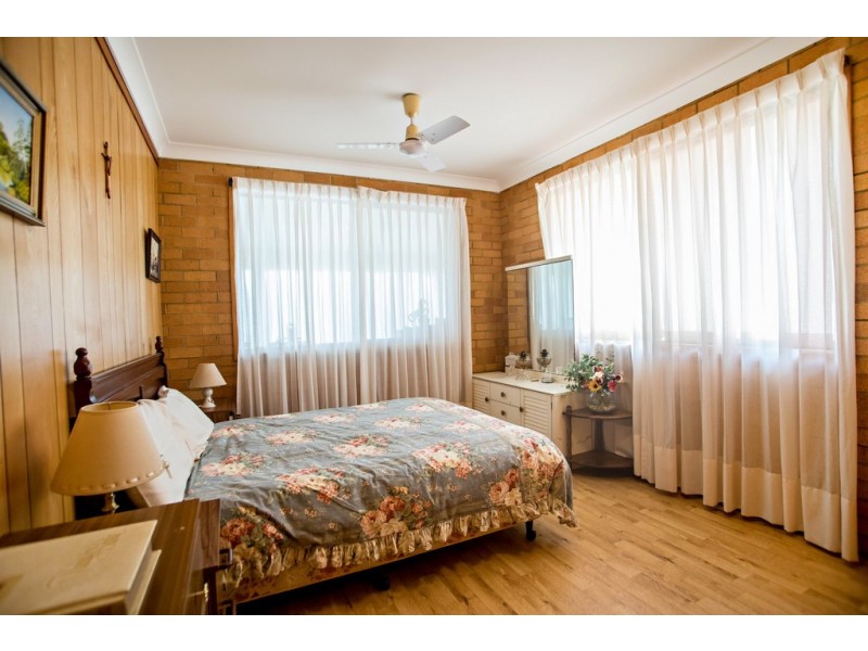 227 Beach Street, Harrington NSW 2427