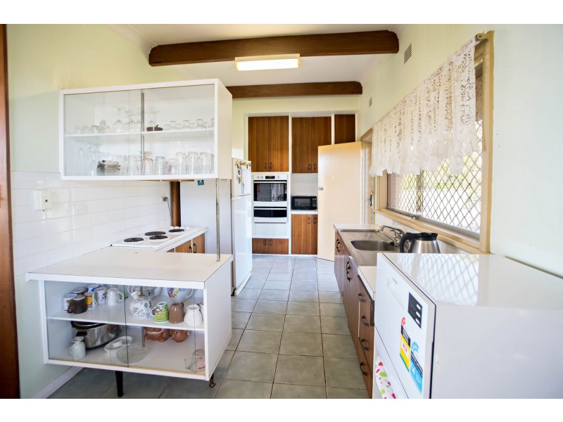 24 Cowan Road, Taree NSW 2430