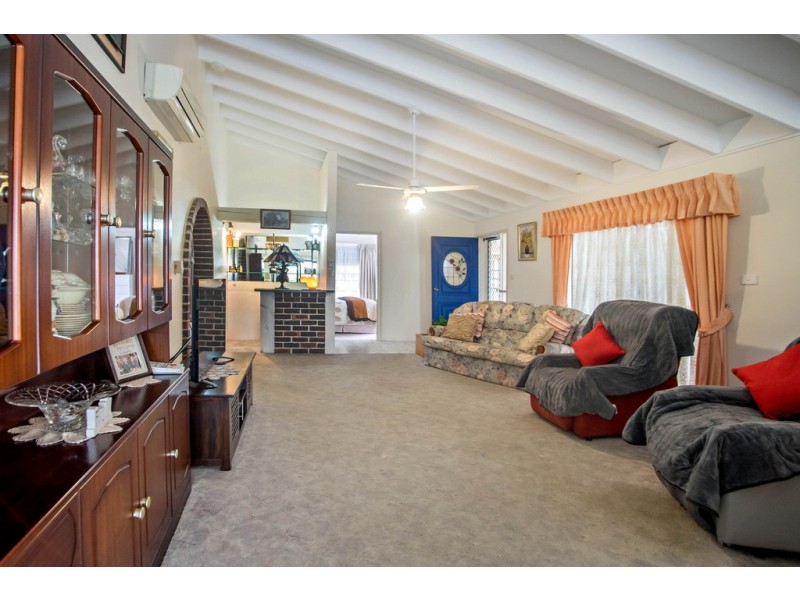 6 Palanas Drive, Taree NSW 2430