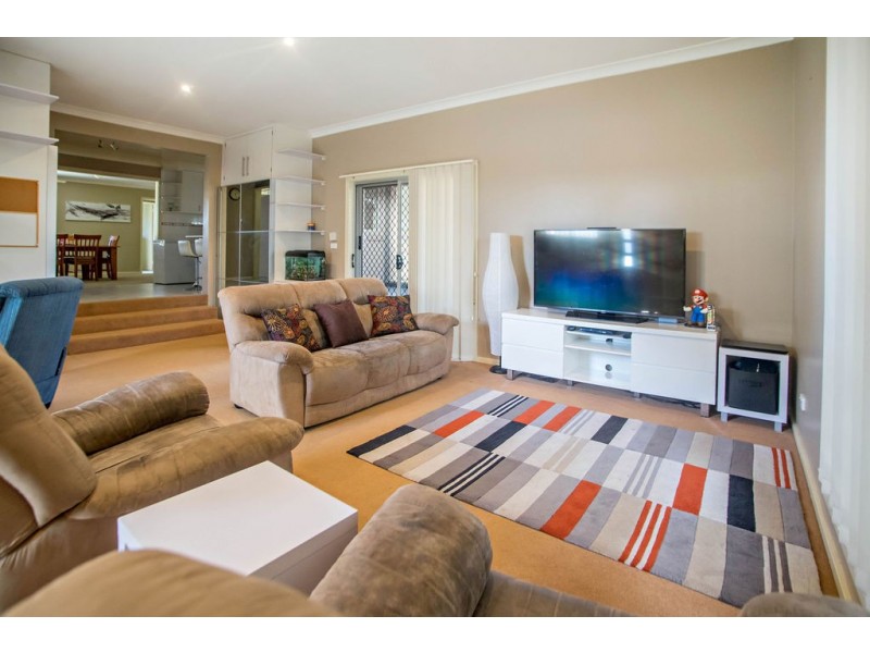 14 Links Avenue, Wingham NSW 2429