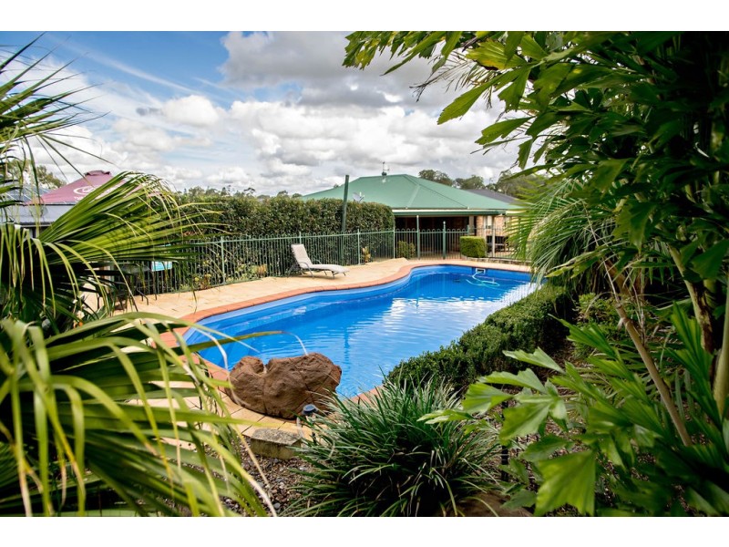 6 Bell Close, Wingham NSW 2429