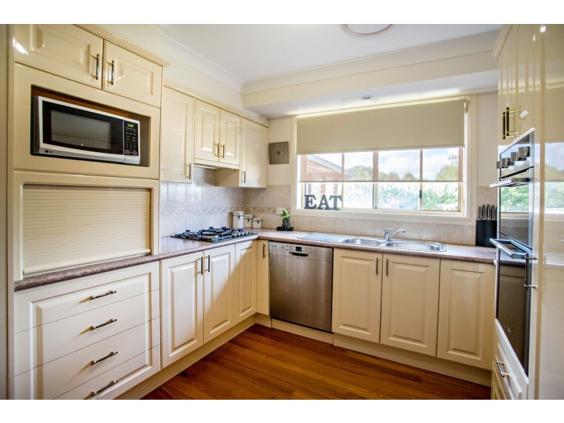 6 Bell Close, Wingham NSW 2429