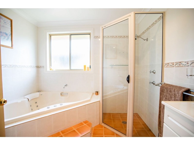 6 Bell Close, Wingham NSW 2429