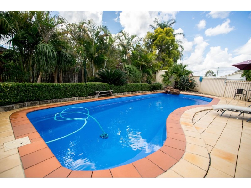 6 Bell Close, Wingham NSW 2429