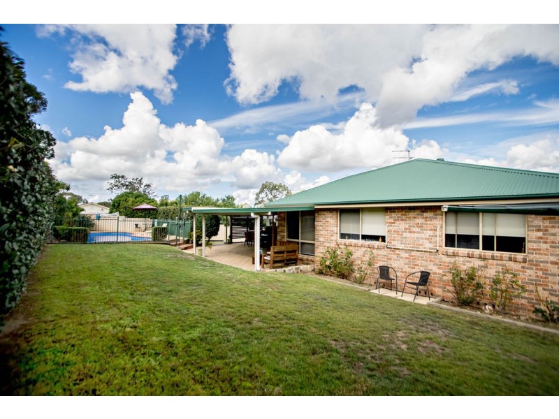 6 Bell Close, Wingham NSW 2429
