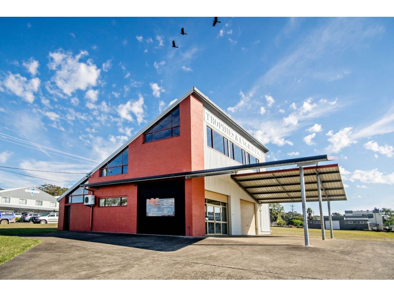 5 Elizabeth Avenue, Taree NSW 2430