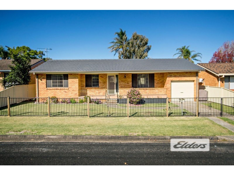 43 Amaroo Drive, Taree NSW 2430