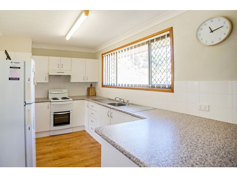 43 Amaroo Drive, Taree NSW 2430