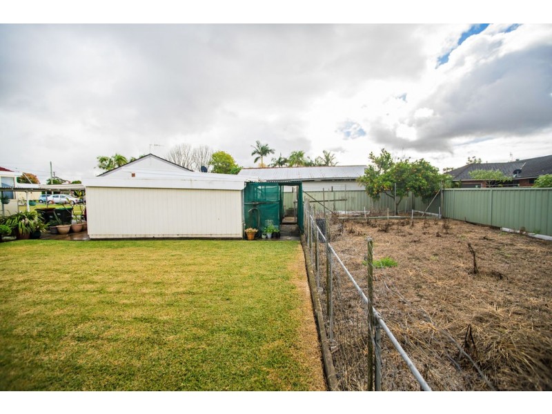 8 Acacia Close, Taree NSW 2430