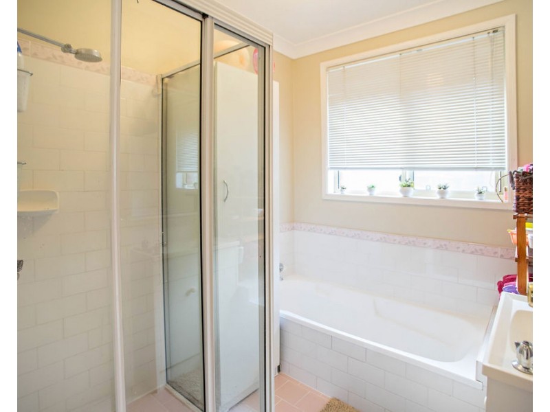 20 Forest Grove, Taree NSW 2430