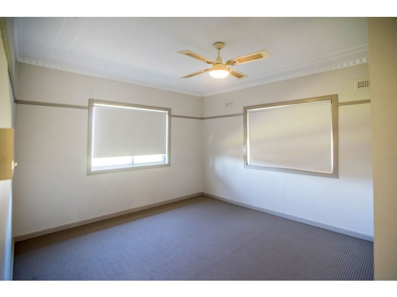 11 Spence Street, Taree NSW 2430