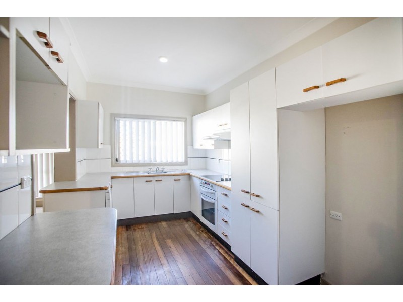 11 Spence Street, Taree NSW 2430