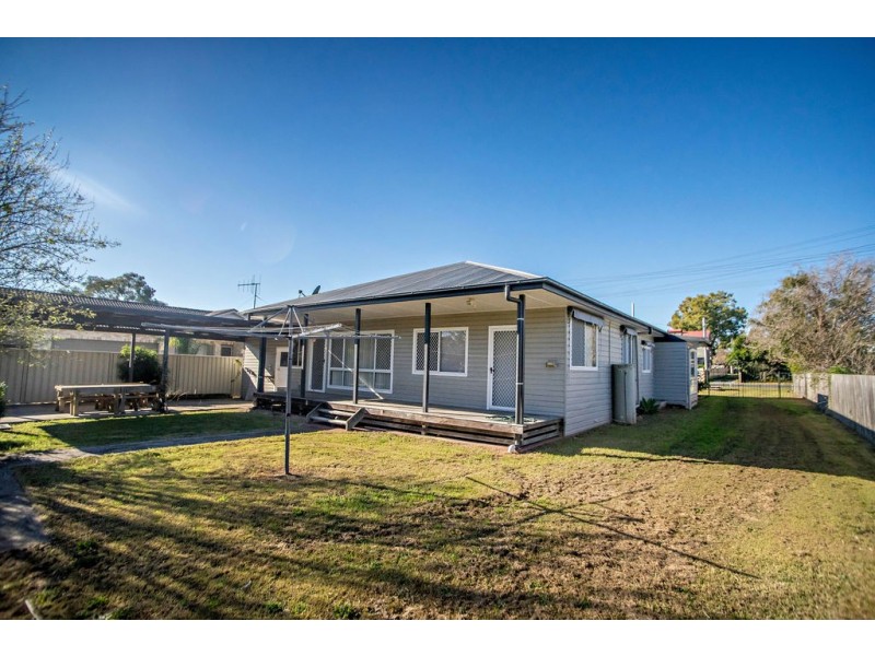 11 Spence Street, Taree NSW 2430