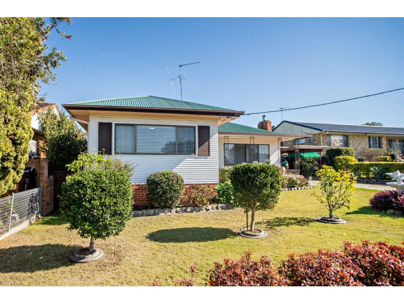 53 Edinburgh Drive, Taree NSW 2430