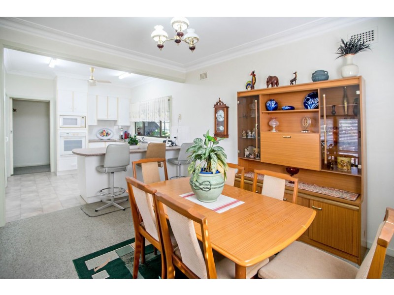 53 Edinburgh Drive, Taree NSW 2430