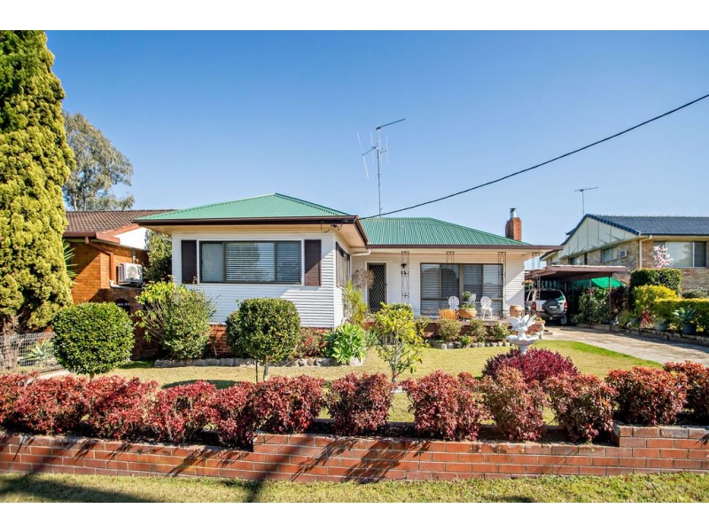 53 Edinburgh Drive, Taree NSW 2430