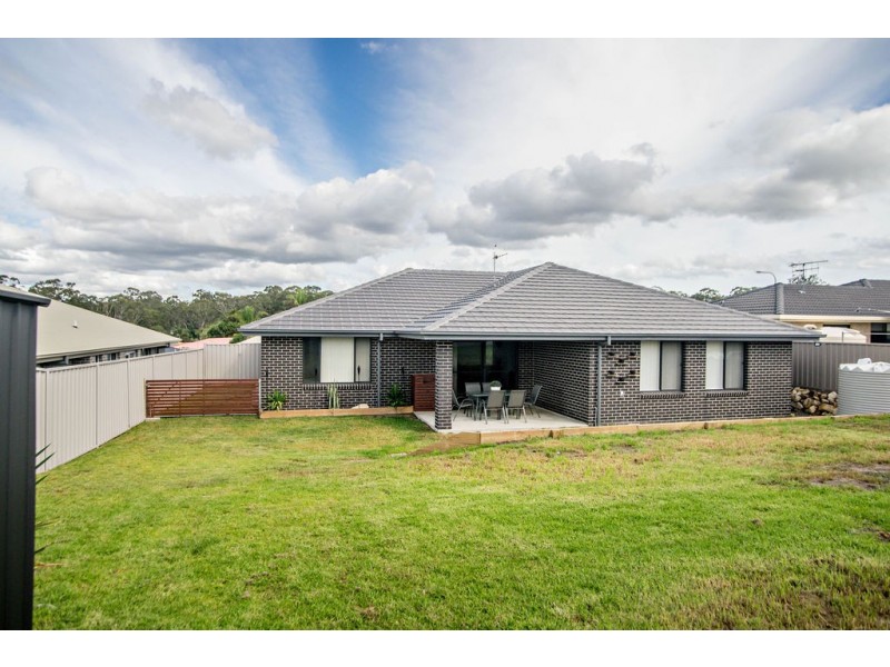 10 Pyrus Drive, Taree NSW 2430