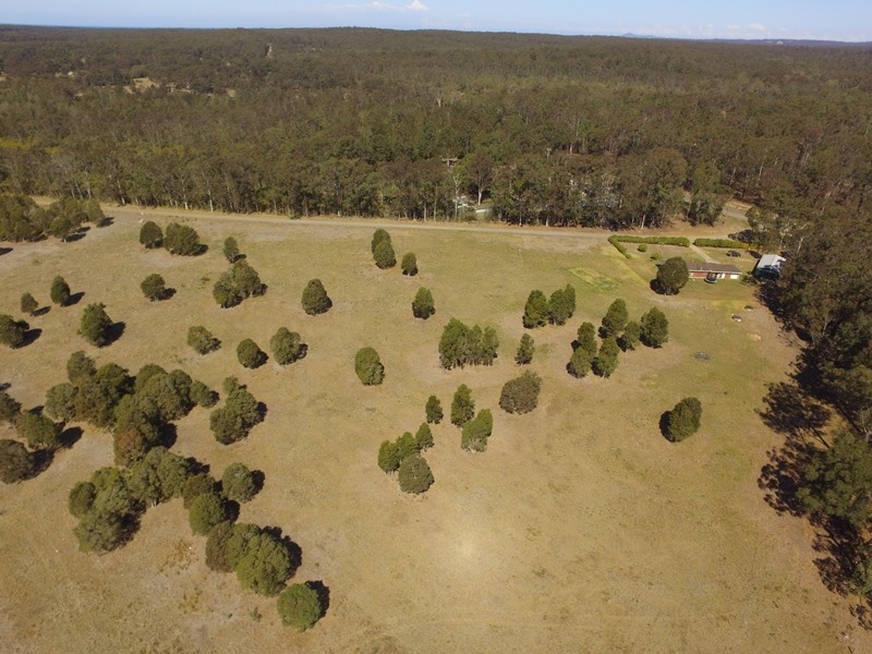 5 Redbank Road, Old Bar NSW 2430