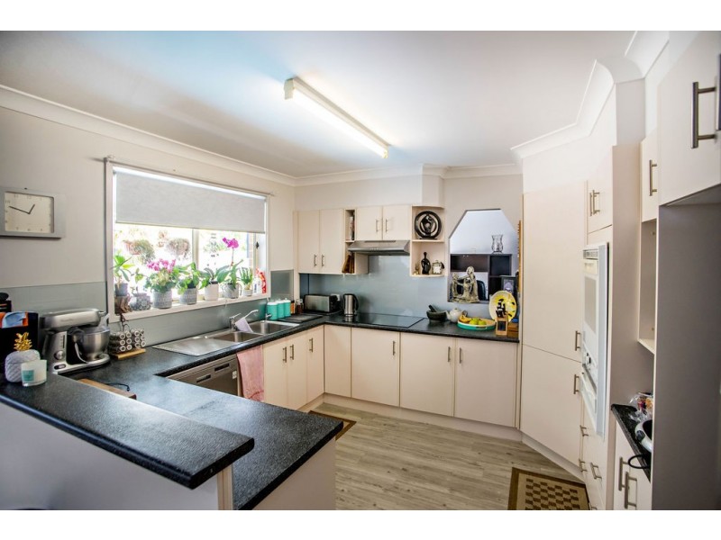 1 Gunbar Road, Taree NSW 2430