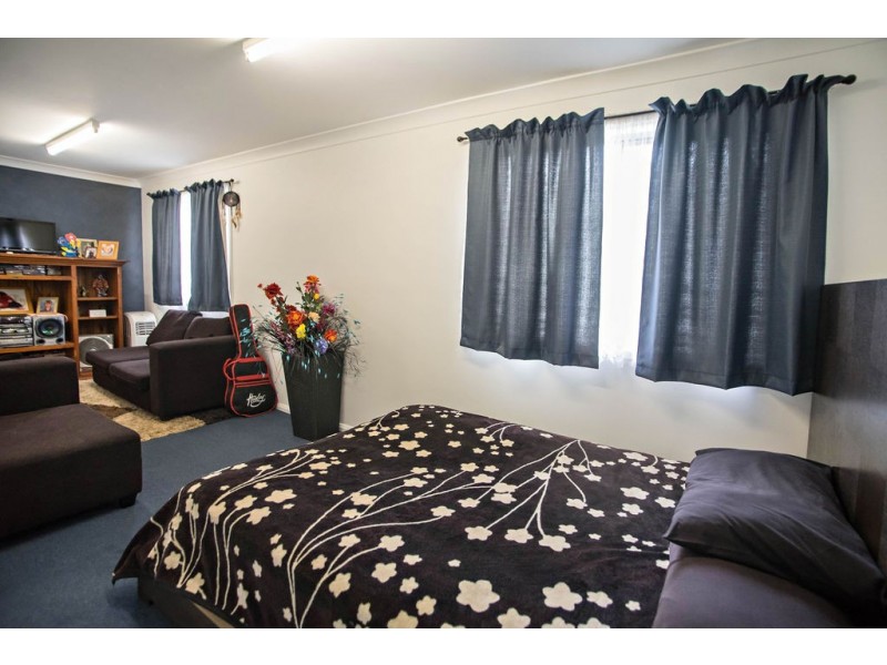 6 York Street, Taree NSW 2430