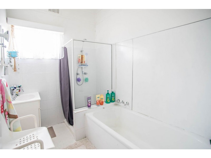 6 York Street, Taree NSW 2430