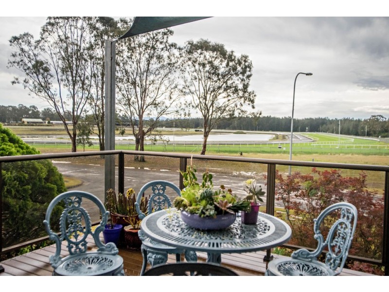 41 Lawson Crescent, Taree NSW 2430