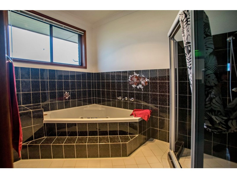 41 Lawson Crescent, Taree NSW 2430