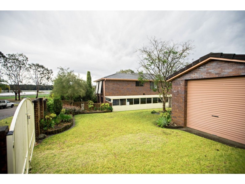 41 Lawson Crescent, Taree NSW 2430