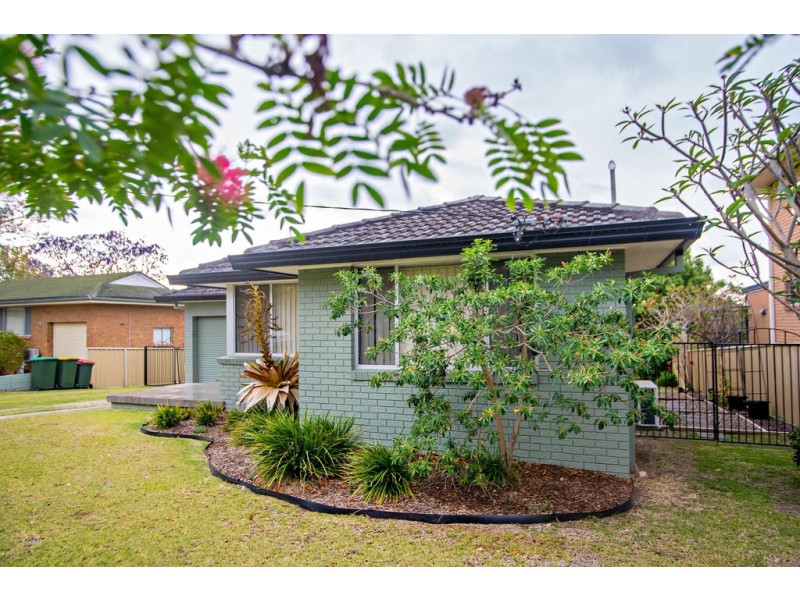 3 McLennan Street, Taree NSW 2430