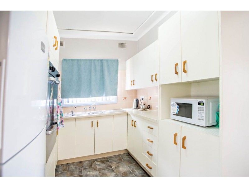 36 Bayview Crescent, Taree NSW 2430