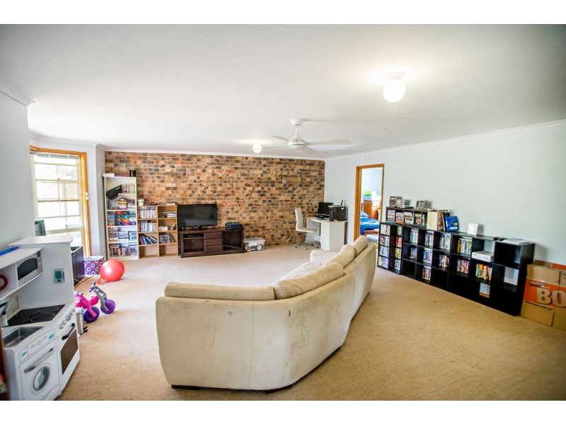 22 Farmborough Close, Cundletown NSW 2430