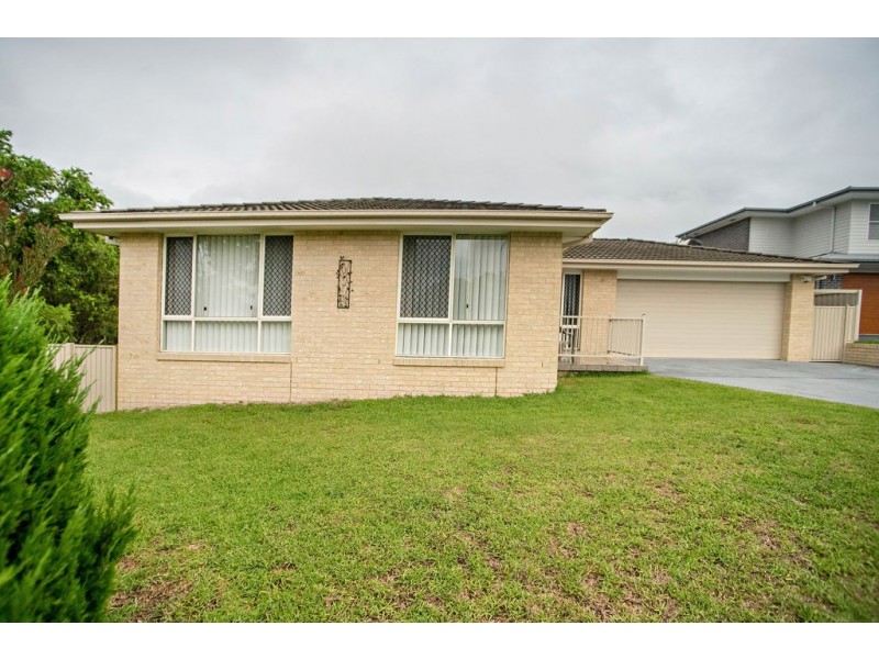 10 Hakea Close, Taree NSW 2430