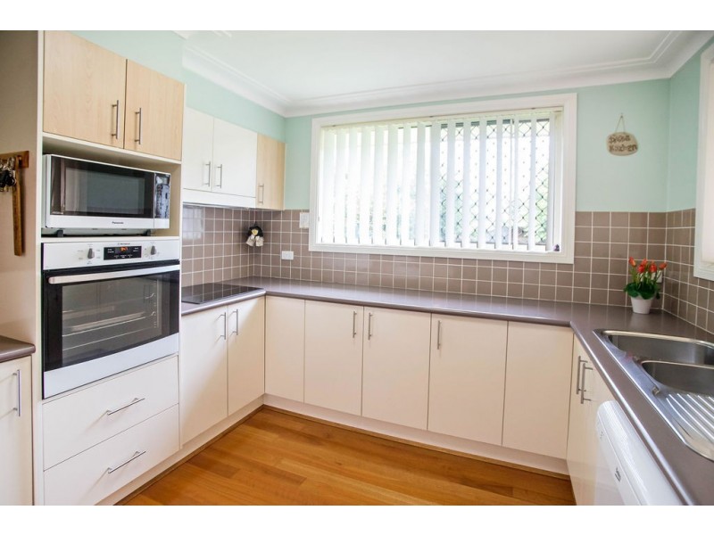 10 Hakea Close, Taree NSW 2430