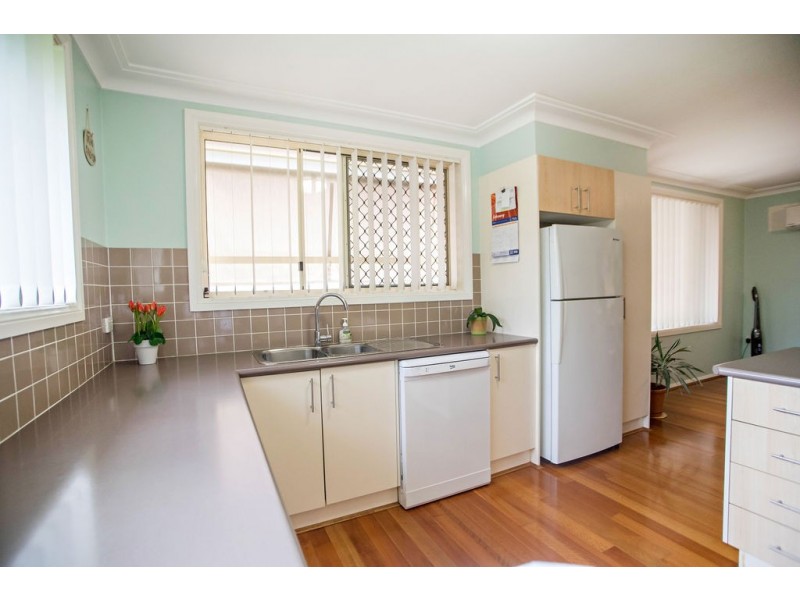 10 Hakea Close, Taree NSW 2430