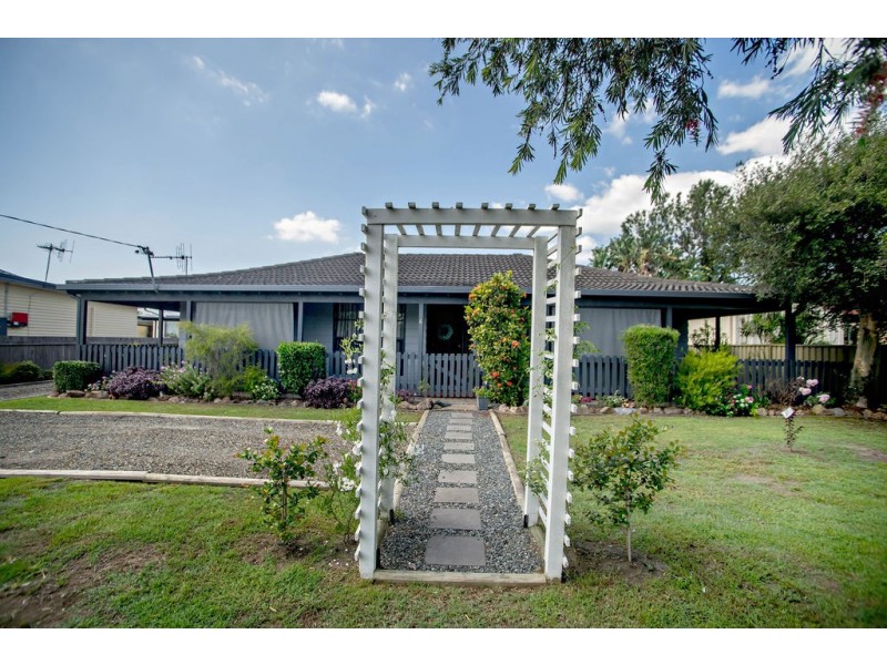 4 Albert Street, Cundletown NSW 2430