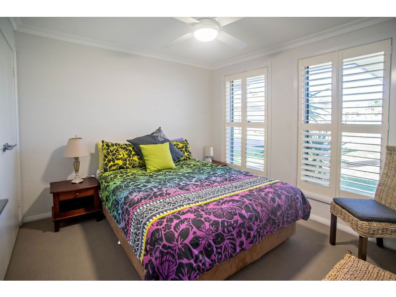 4 Stirling Place, Taree NSW 2430