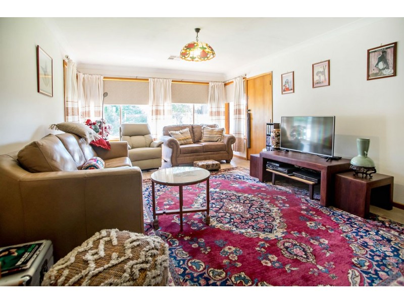 33 Bushland Drive, Taree NSW 2430 Elders Real Estate Taree Sold