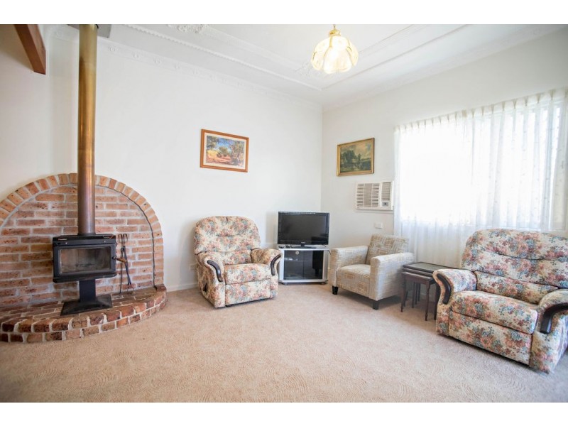 51 Flett Street, Taree NSW 2430