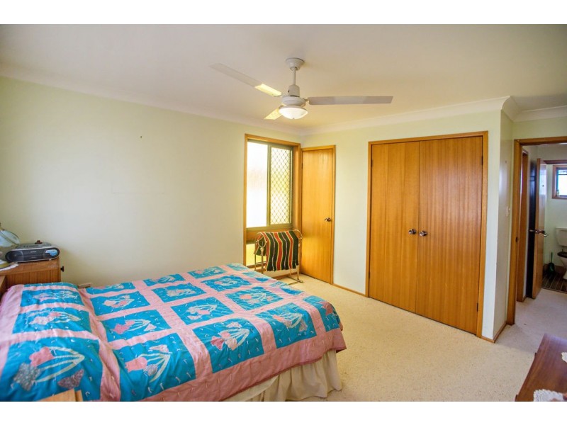 2/1 Fuchsia Drive, Taree NSW 2430